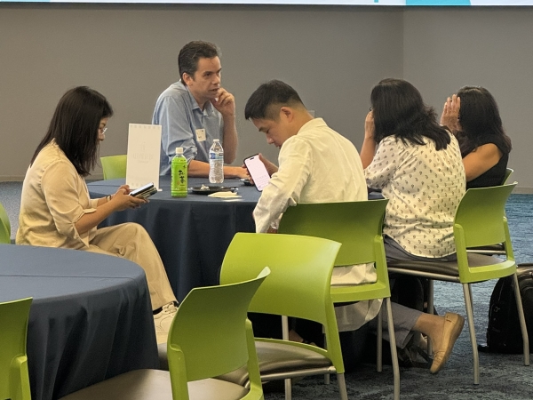 Clinical Innovation Incubator Program brainstorming session