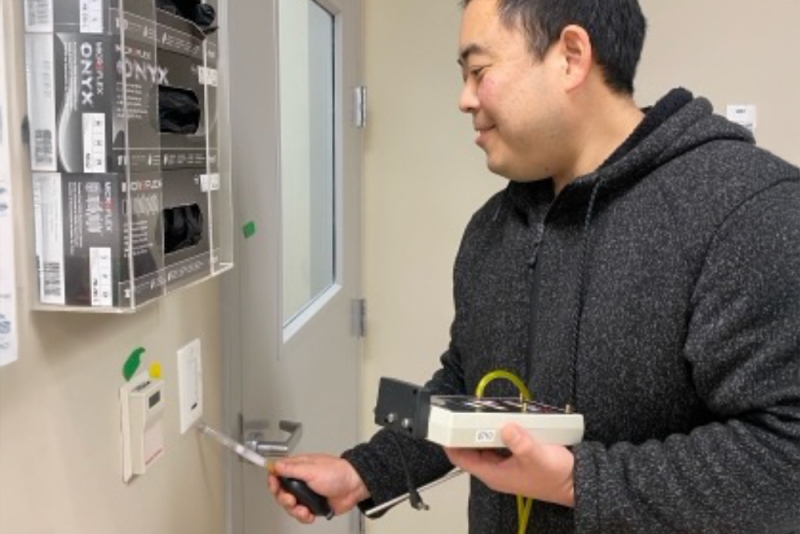 a photo of. BSL-3 Training: Testing Switch