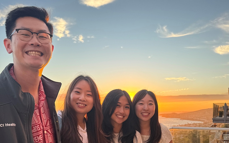 Fellows at the CAP fellowship leadership-hosted welcome dinner