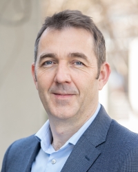 headshot of Geoffrey Abbot