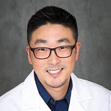 Daniel Kang clinical headshot
